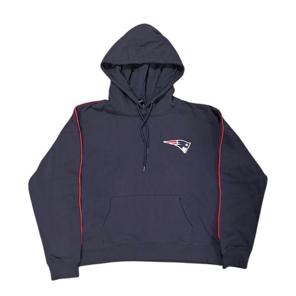 NFL New England Patriots Women's Team Hoodie with Embroidered Logo, Large
